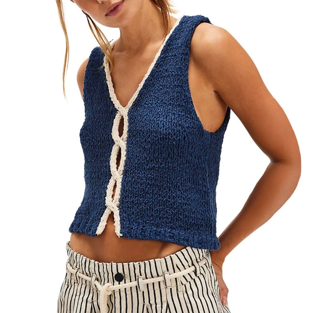 Free People Sz L Sicily Sweater Shell Vest with White Trim